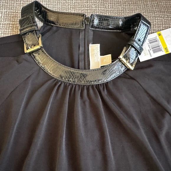 Michael, Michael Kors Women’s Black dolman sleeve cold shoulder buckle Neck Med - Picture 9 of 14